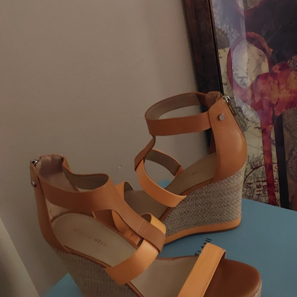 Wedges - Picture 2 of 5